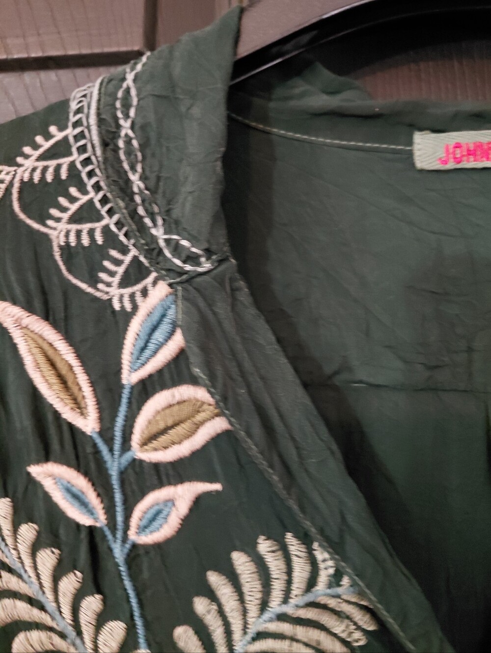 Johnny Was Sz. M 100% Cupra Green Embroidered Prue Blouse - Picture 12 of 15